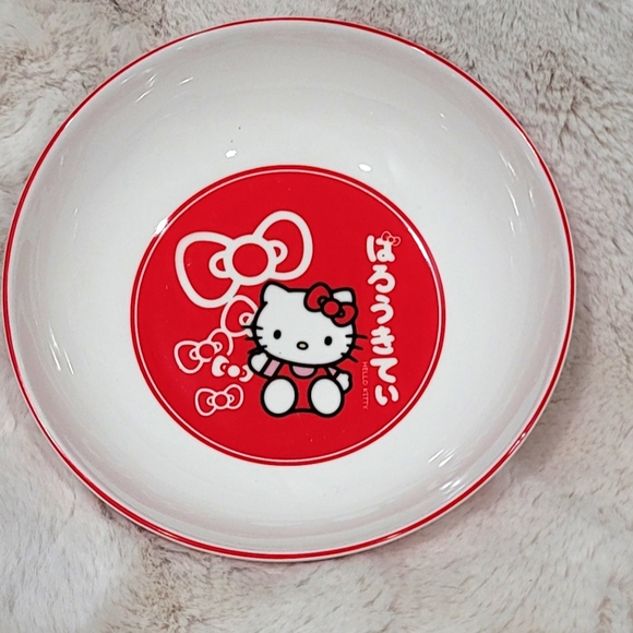 Hello Kitty - Ceramic Dinner Bowls - Set of 2 - Picture 5 of 6